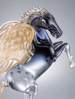 Pegasus porta Fortuna