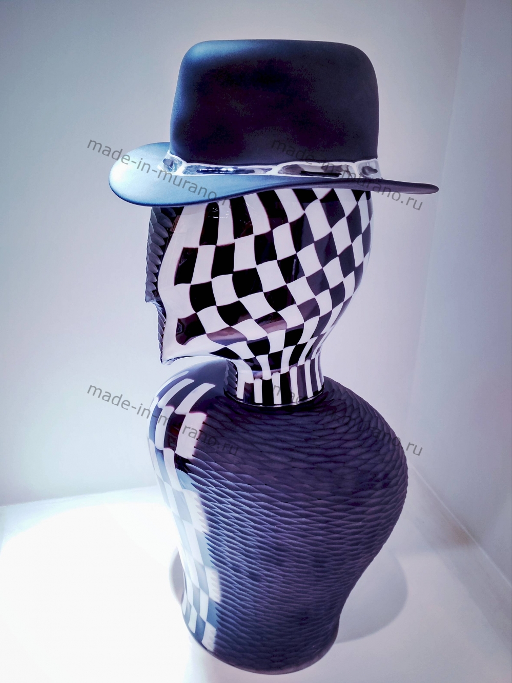 ����� Armando