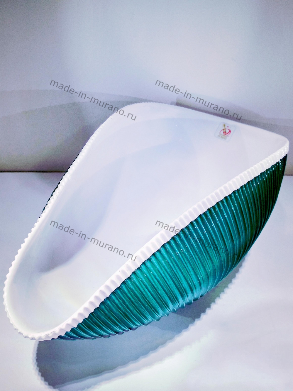 ���� Tiffany piccolo