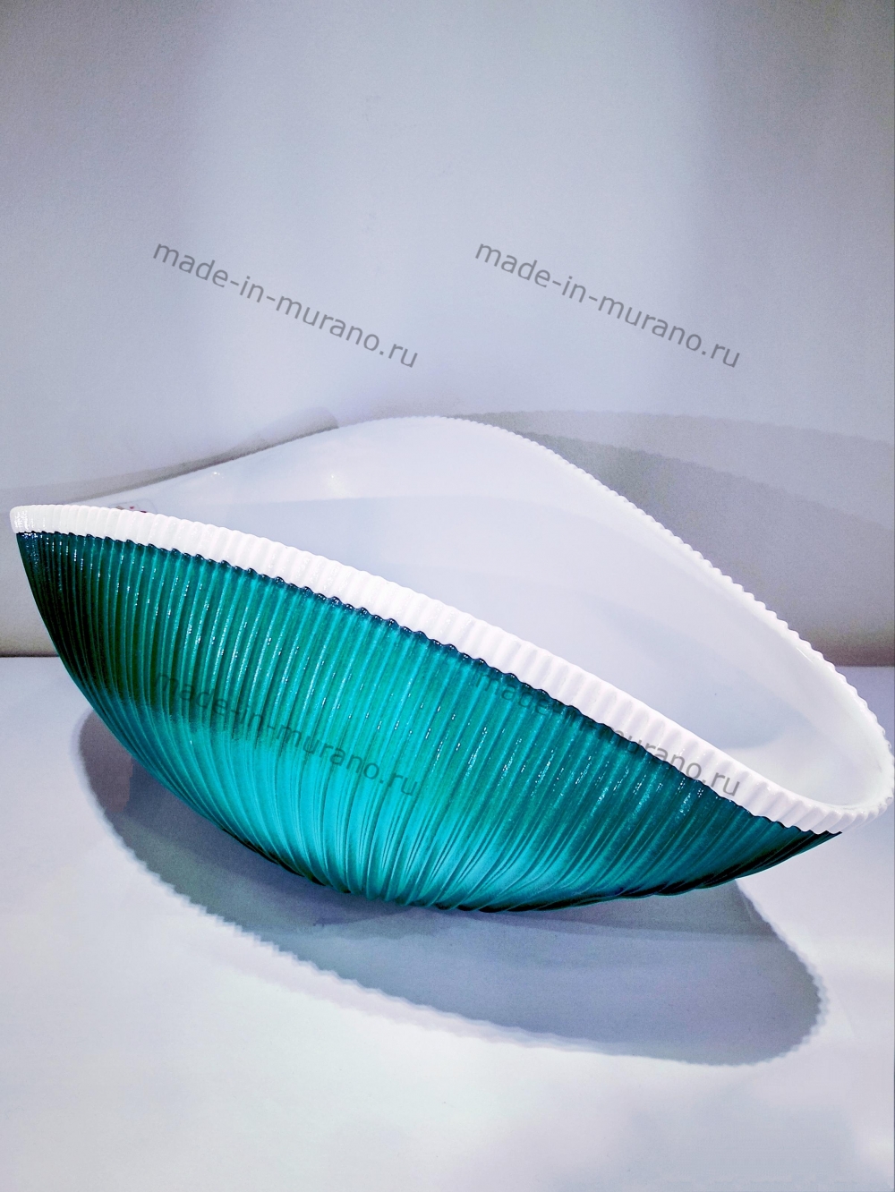 ���� Tiffany piccolo