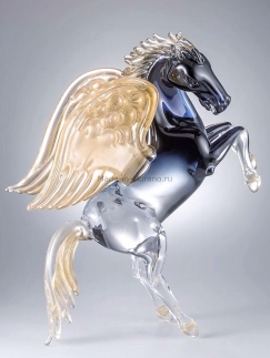 Pegasus porta Fortuna